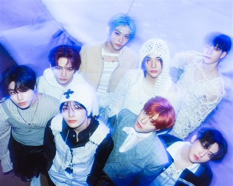 Fiesta K-Pop!  Il Fantastico Tour Mondiale di Felix del Gruppo Stray Kids Arriva In Italia!