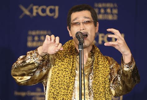 Il concerto di Pikotaro a Milano: Un trionfo pazzesco per il cantante giapponese del Pen-Pineapple-Apple-Pen!